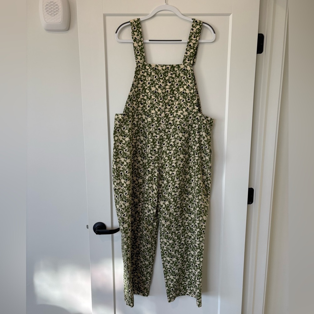 Zara Green and White Floral Jumpsuit